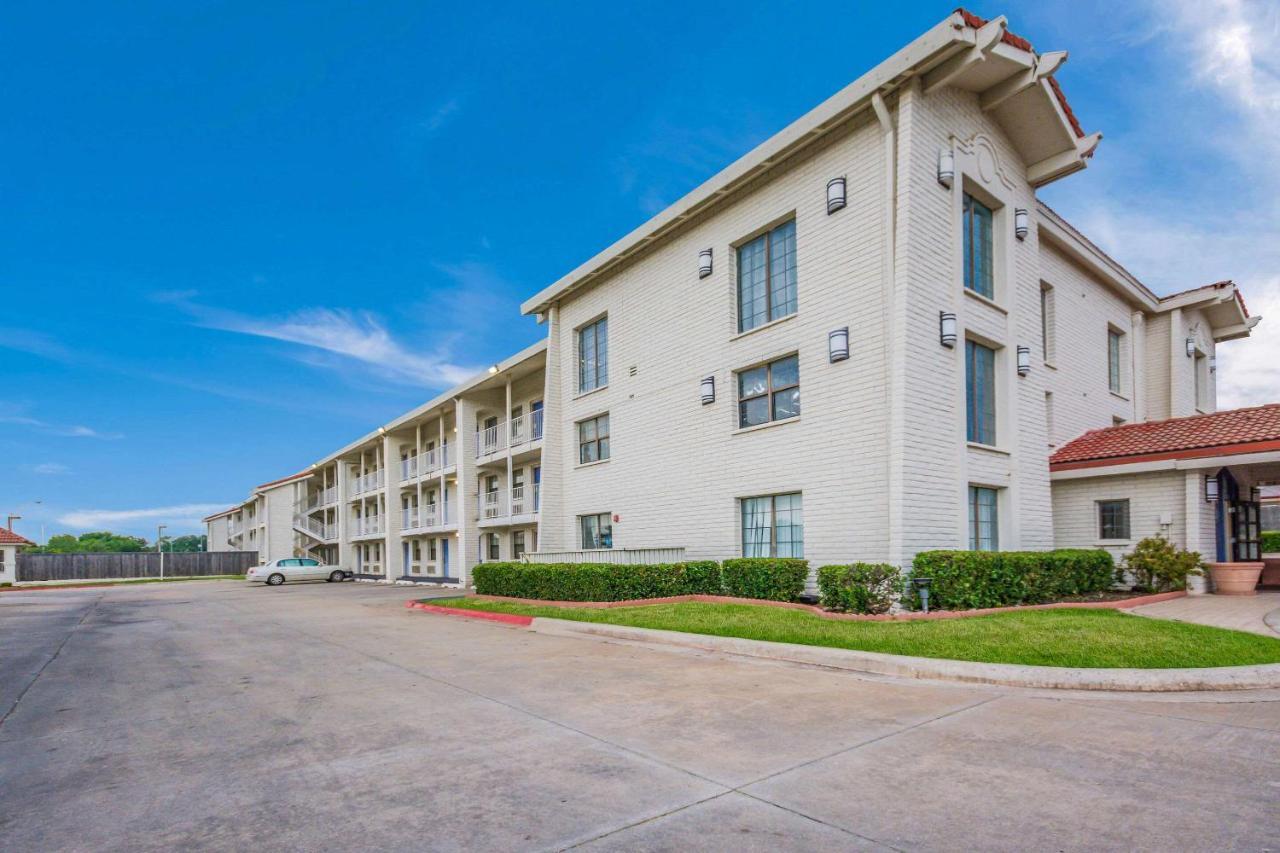 Econo Lodge Del City Exterior foto